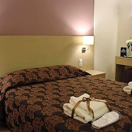 Dionisos 3*